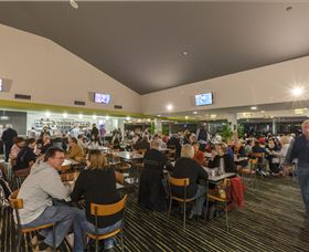 Gungahlin Lakes Golf And Community Club - Find Attractions 2
