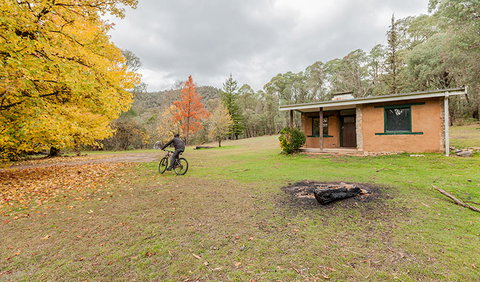 Major Clews Hut Walking Track - Find Attractions 1
