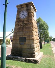 Major Mitchell Memorial - Find Attractions 0