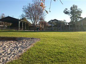 Langhorne Creek Public Playground - Find Attractions 0