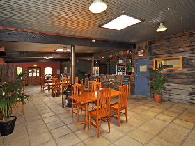 Currency Creek Winery And Restaurant - Find Attractions 2