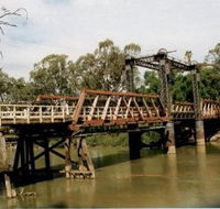 Swan Hill - Murray River Road Bridge - Find Attractions