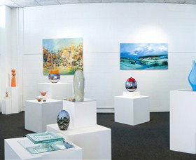 Framed Art Gallery - Find Attractions 0