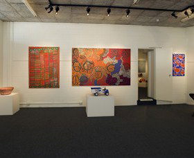 Framed Art Gallery - Find Attractions 1
