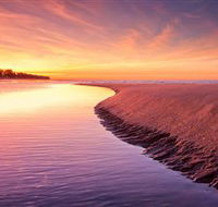 Saunders Beach - Find Attractions