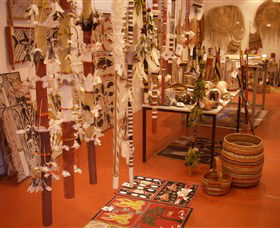 Elcho Island Art And Craft - Find Attractions 1