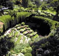 Umpherston Sinkhole - Find Attractions