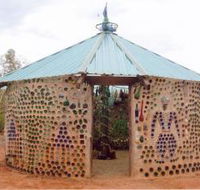 Aladdins Cave Bottlehouse - Find Attractions