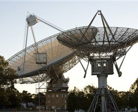 CSIRO Parkes Radio Telescope - Find Attractions 1
