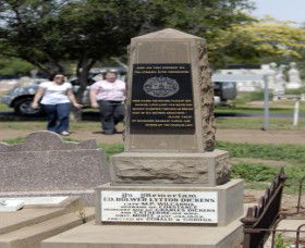 Historical Cemetery Moree - Find Attractions 0