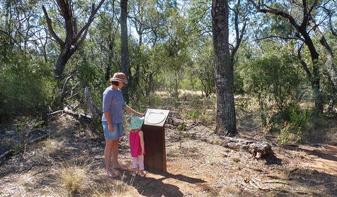 Deriah Aboriginal Information Bay - Find Attractions 1