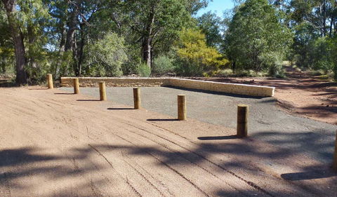 Deriah Aboriginal Information Bay - Find Attractions 2