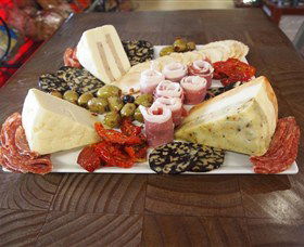 Knights Meats And Deli - Find Attractions 1