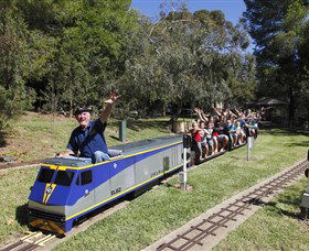 Willans Hill Miniature Railway - Find Attractions 0