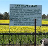 John McLeans Memorial - Find Attractions