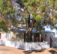 Australian Inland Mission Hospital - Find Attractions
