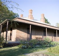 Lake View House - Find Attractions