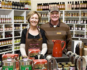 Poppas Fudge And Jam Factory - Find Attractions 3