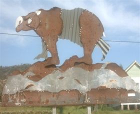 Diprotodon Drive - Tamber Springs - Find Attractions 0
