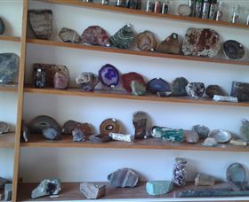 Beechworth Stoneage Gems - Find Attractions 1