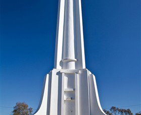 Monument Hill - Find Attractions 2