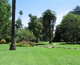 Albury Botanic Gardens - Find Attractions 8