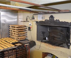 Holbrook Bakery - Find Attractions 0