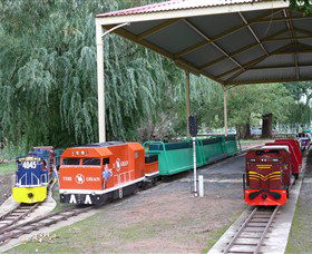 Holbrook Miniature Railway - Find Attractions 1