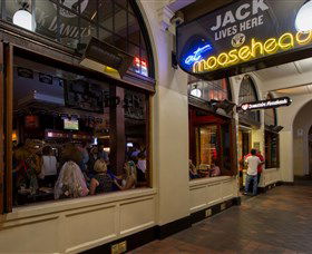 Mooseheads Bar And Nightclub - Find Attractions 0