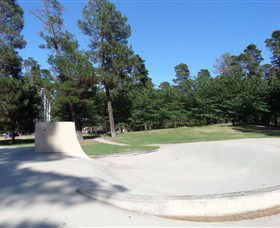 Fadden Pines Playground - Find Attractions 1
