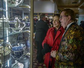 Bygone Beautys Treasured Teapot Museum And Tearooms - Find Attractions 0