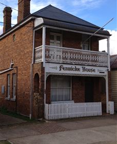 Historic Buildings Walking Tour - Find Attractions 2