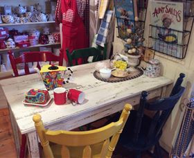 Rick Rutherfords Country Gallery - Find Attractions 1