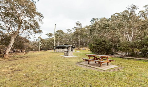 Thredbo River Picnic Area - Find Attractions 0