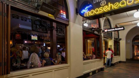 Mooseheads Bar And Nightclub - Find Attractions 2