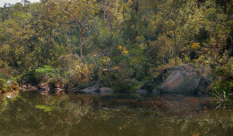 Blue Pool Walking Track - Find Attractions 0