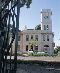 Guildford Post Office - Find Attractions 0