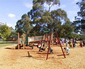 Sale Botanic Gardens - Find Attractions 1