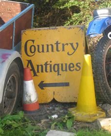 Dirty Janes Emporium - Find Attractions 2