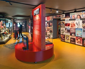 Bradman Museum And International Cricket Hall Of Fame - Find Attractions 2