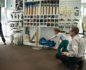 Bradman Museum And International Cricket Hall Of Fame - Find Attractions 3