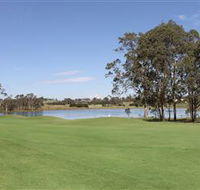 Lakeside Country Club Camden - Find Attractions