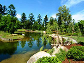 Queens Park In Ipswich - Find Attractions 0