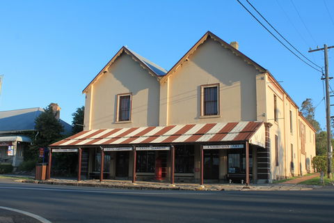 Campbells Store Craft Centre - Find Attractions 4
