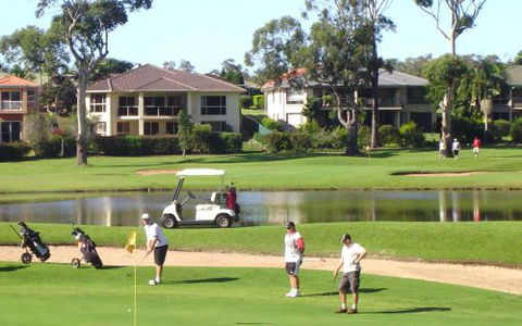 Emerald Downs Golf Course - Find Attractions 1