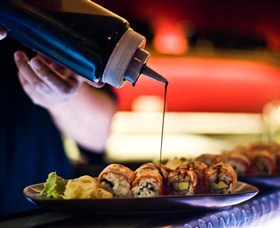 Crane Bar - Find Attractions 0