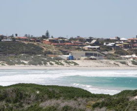 Back Beach - Geraldton - Find Attractions 0