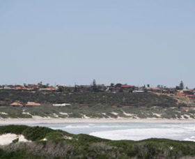 Back Beach - Geraldton - Find Attractions 1