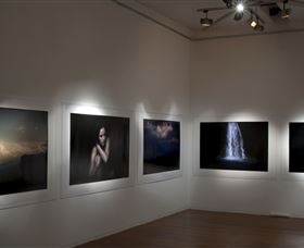 Roslyn Oxley9 Gallery - Find Attractions 2