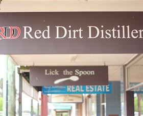 Glen Gowrie Distillery - Find Attractions 1